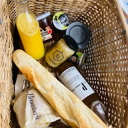 De La Chapelle Option Bed & Breakfast