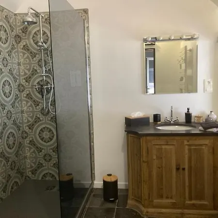 De La Chapelle Option Bed & Breakfast